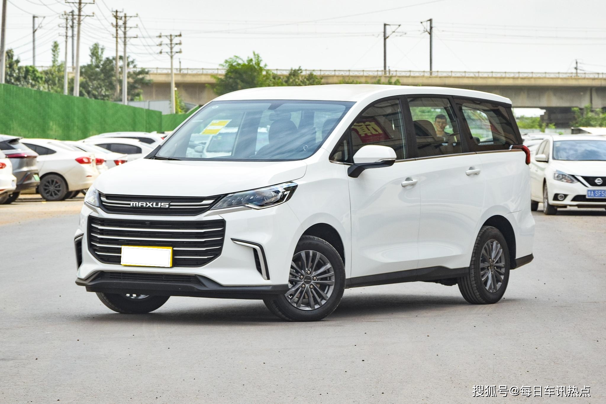 原来十几万买六七辆家用MPV,这两款是首选,口碑销量还不错