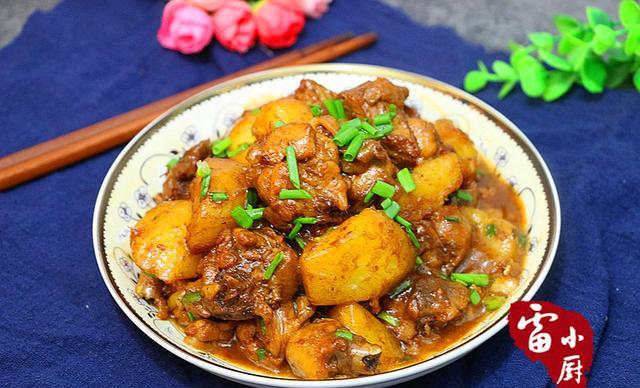 烧肉怎么炒好吃啊 3956f64402924b639ea38c59ab8e8c08.jpeg