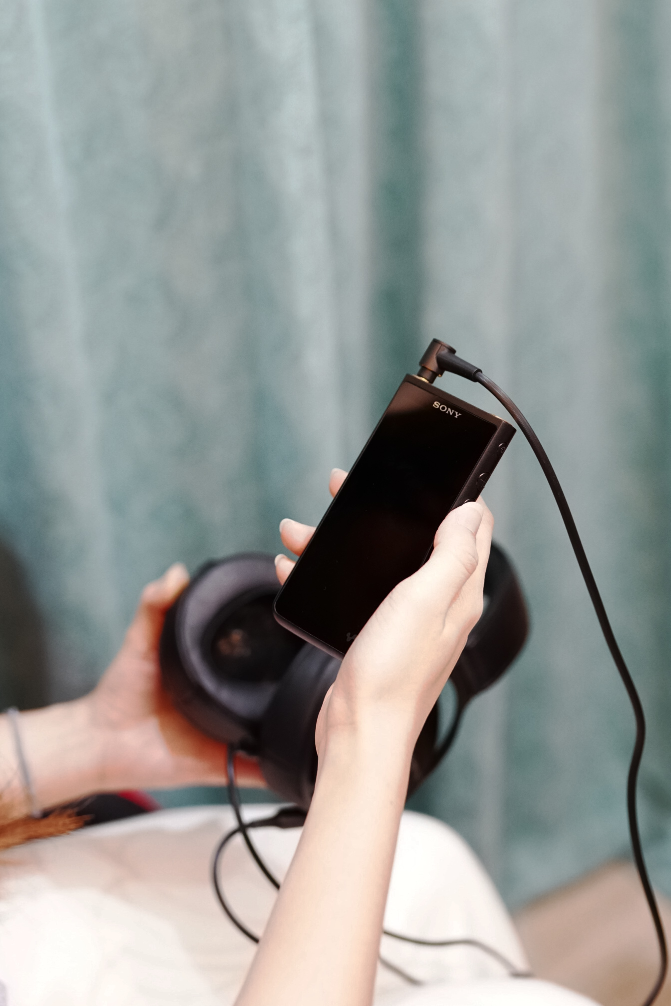 hifi播放器排行_发烧友上班路上听音乐,入门级的HIFI无损播放器推荐