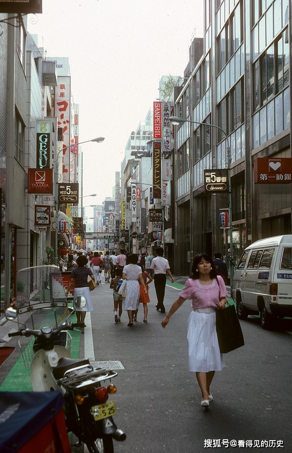 日本东京街道照片 b1173555ebba4324b612936b5635fa20.jpeg