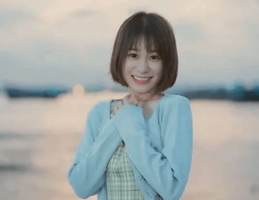 2020年抖音最好听歌_小阿七抖音粉丝突破2000万,已完成2020年度