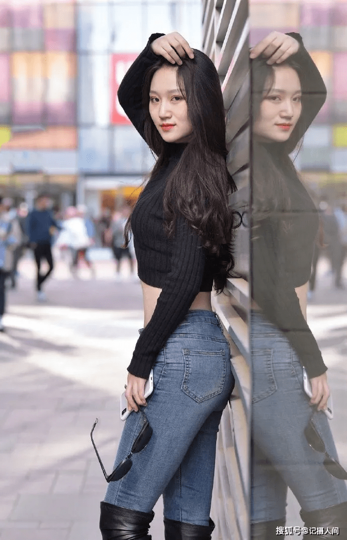8b3a564b55fd4a4184eecf4281fd3d2a.png