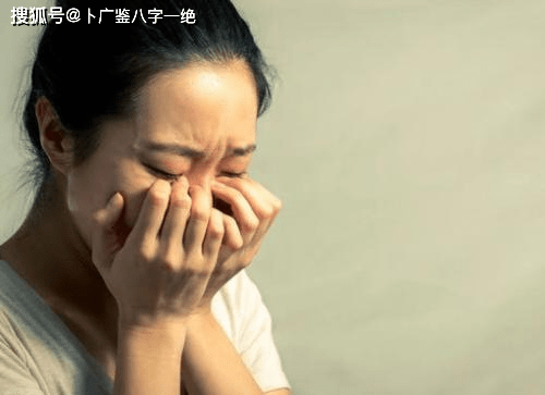 四柱全阴离婚的女命,今年生肖牛合太岁,能与丈夫有复婚之机
