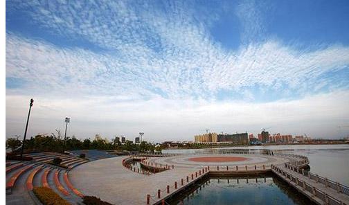 连云港gdp能达到5000亿吗_连云港灌云福田三能车(3)