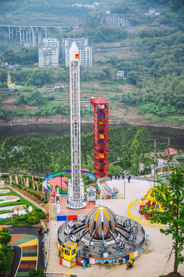 喜讯刚刚涪陵美心红酒小镇景区荣获2020川渝最美文旅小镇