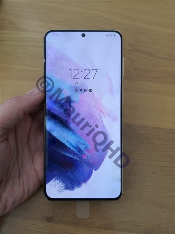 充电器|三星Galaxy S21售价曝光：近三年最便宜的旗舰机