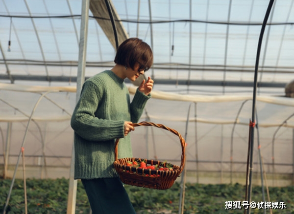 孙俪晒老公视角美照甜如少女，邓超单膝跪地为