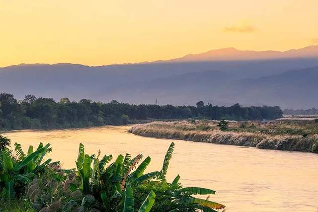 云南冬季适合旅游的地方 德宏旅游攻略必去景点 德宏旅游景点有哪些