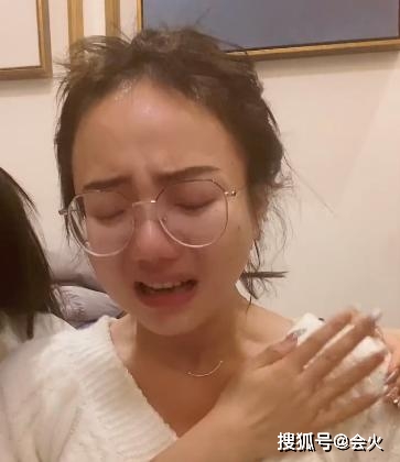 知名女主播私生活混乱？疑与多名男性发生关系