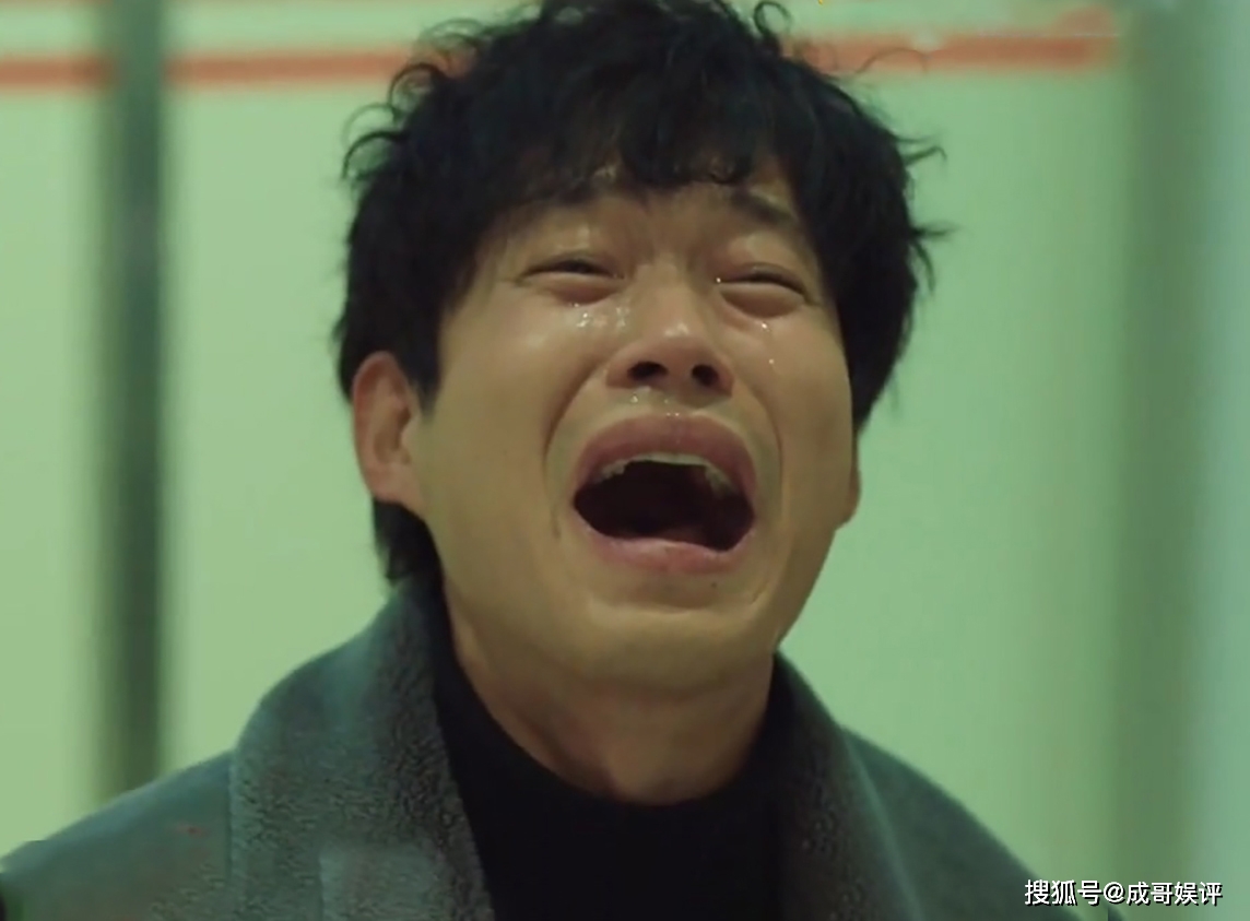 惊奇的传闻 这个BUG贯穿全剧,反派够傻,主角够笨,看谁更笨