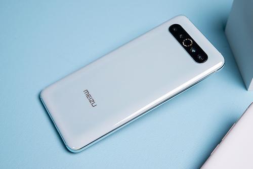 魅族17 pro作为魅族在2020年发售的唯一一款手机,魅族17 pro再一次向