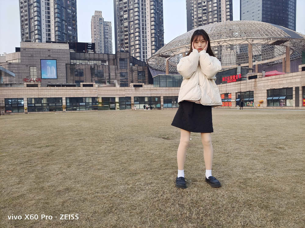 人物|包教包会！手机AI抠图轻松让你家拍照片背景秒变迪士尼城堡