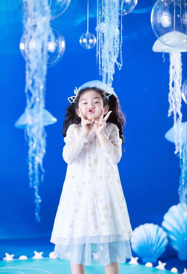 生日怎么拍照高级感 e07d47bf16c348448c4de75d447146b3.jpeg