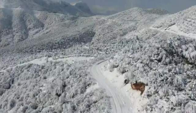 打卡雅安绝佳赏雪地泥巴山泥巴山隧道在四川什么位置泥巴山路况海拔