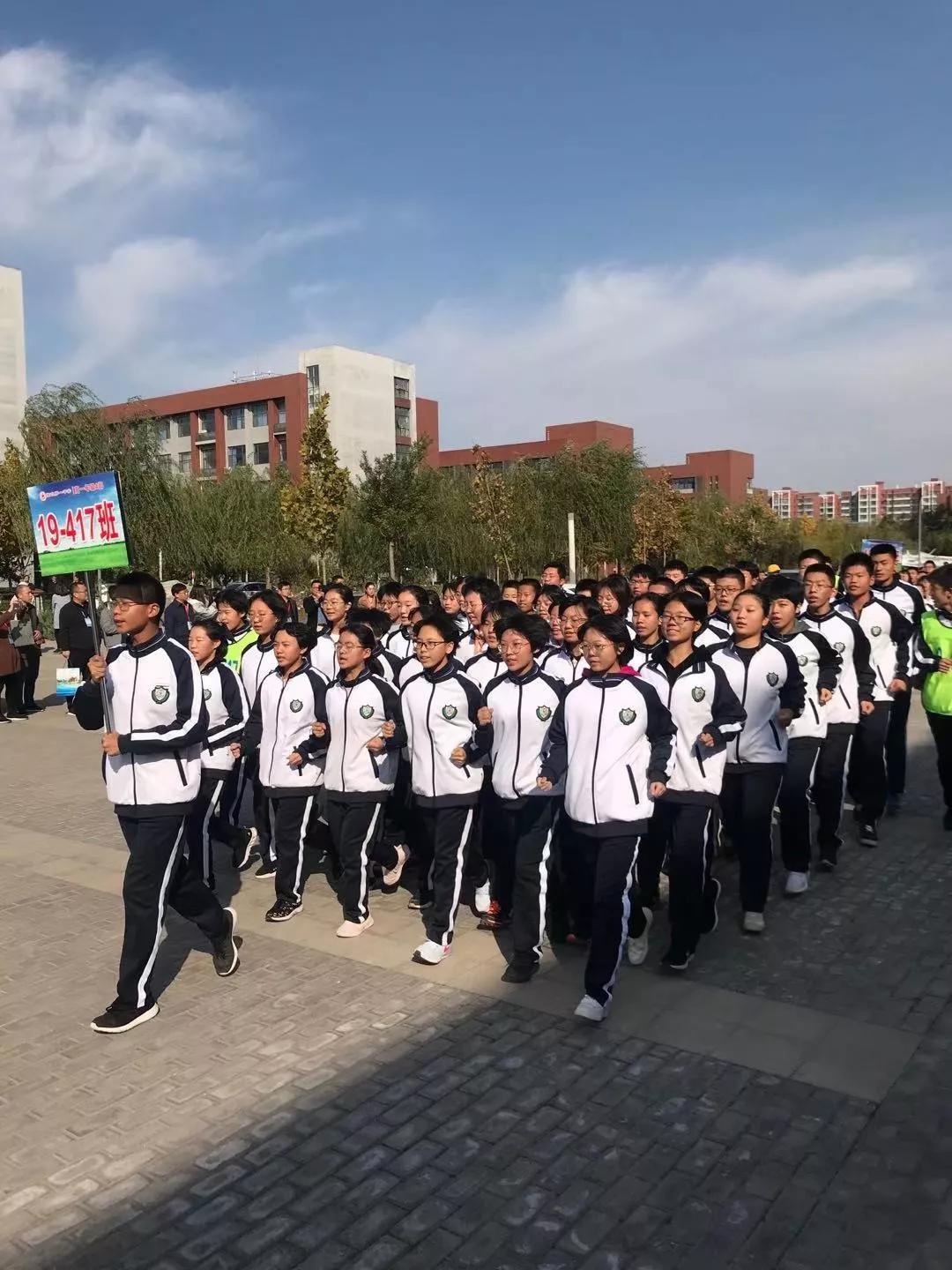 衡水中学最新学费及分数要求曝光,一分两万家长仍然挤破头?