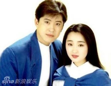 80后真的歌迷们,都是从小听着杨钰莹和毛宁的歌长大的,90年代,这可能