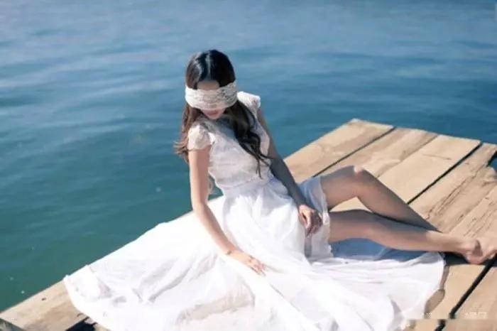 甚至,动员他全家帮我求情,不仅丢尽了颜面,节操也碎了一地.