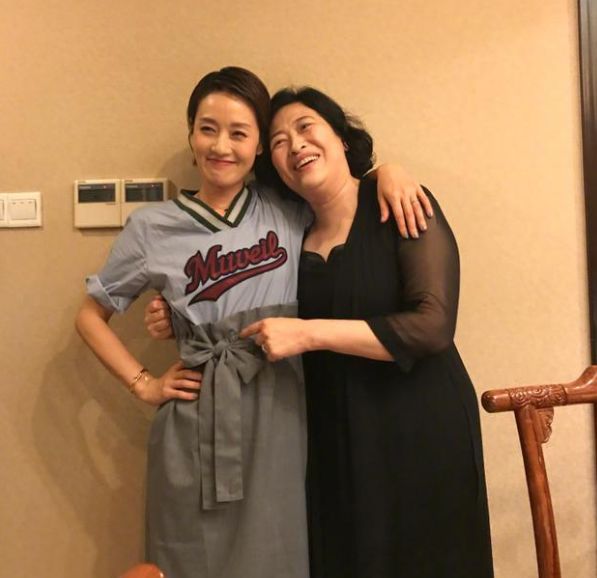 她是马伊琍的妈妈,出道26年意外走红,如今成为国家一级演员!