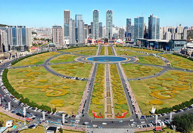 原创中国面积最大的广场,周长2.5公里位于大连,至今还未被超越