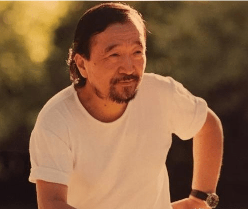 73岁老戏骨李保田出道36年,戏好人清高,与妻子生有一儿一女