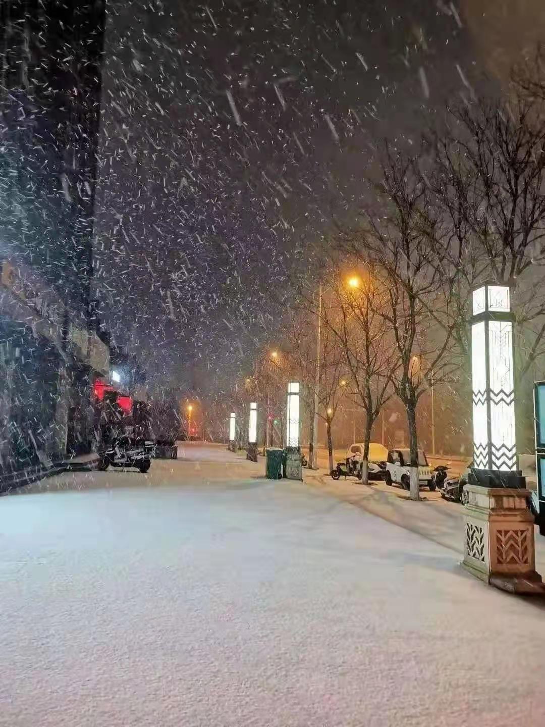 汪太银郑州真的下雪了