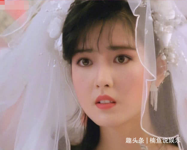 原创90年代港星穿婚纱有多美?周慧敏楚楚动人,看到王祖贤:想娶她