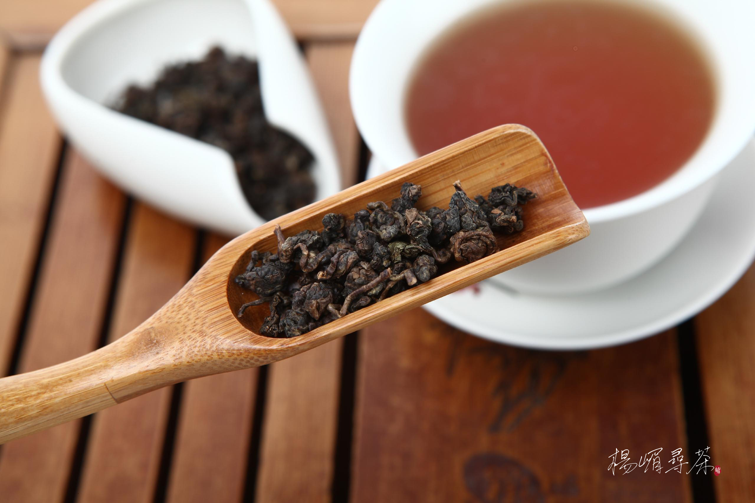 04台湾乌龙茶:台湾乌龙茶源于闽南乌龙,经后续发展又有别于闽南乌龙.