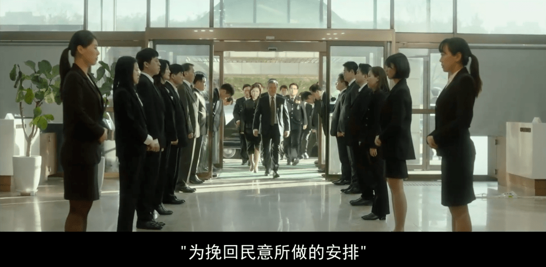 《窥探》影评:开播就冲9.0,尺度收视齐飞,这剧杀疯了
