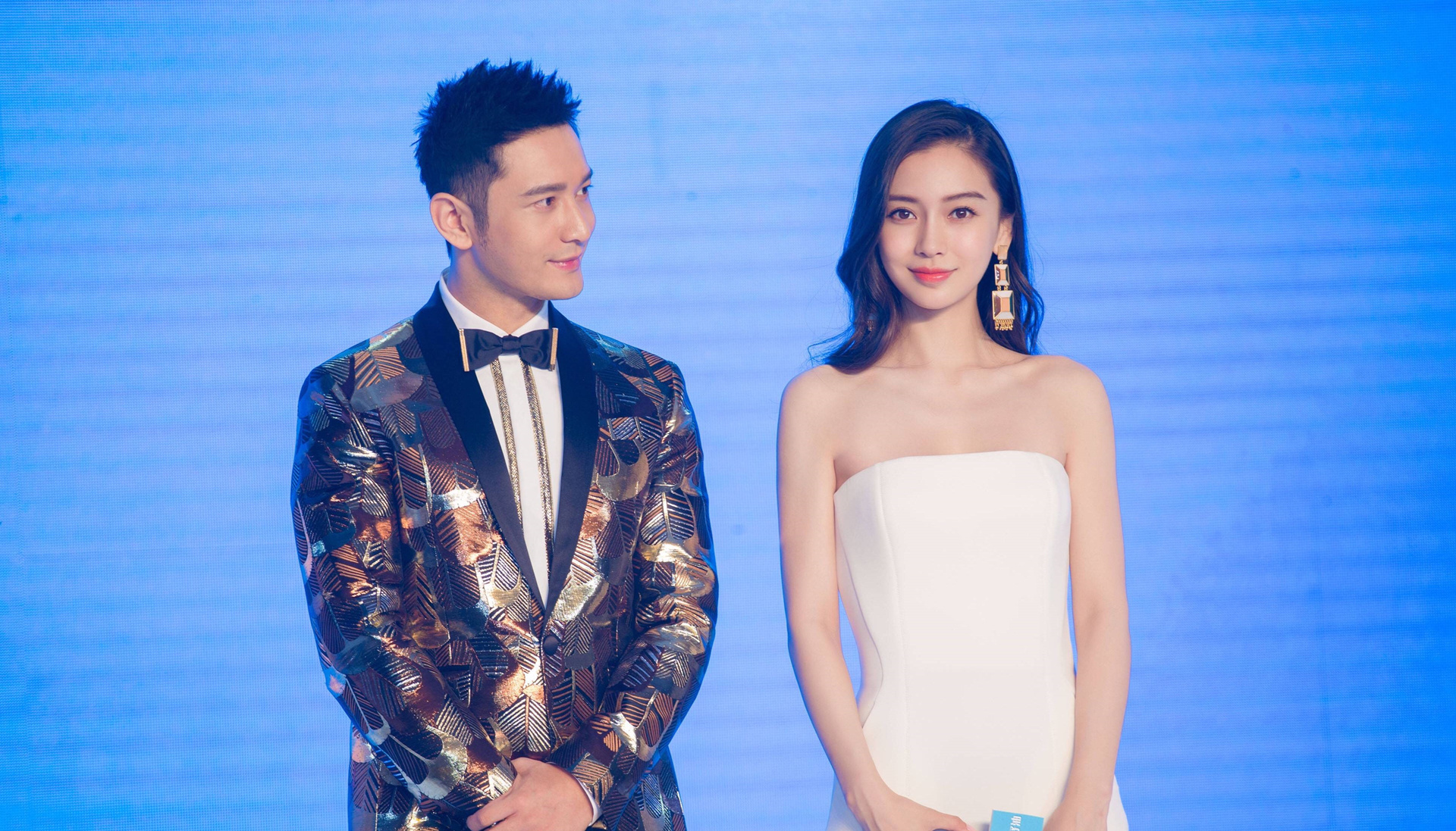 原创黄晓明和杨颖真的离婚了吗不仅很少同框了连合作公司都注销了