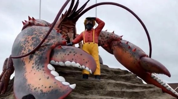 世界上最大龙虾,长1.2米重40斤,最后却放生了!