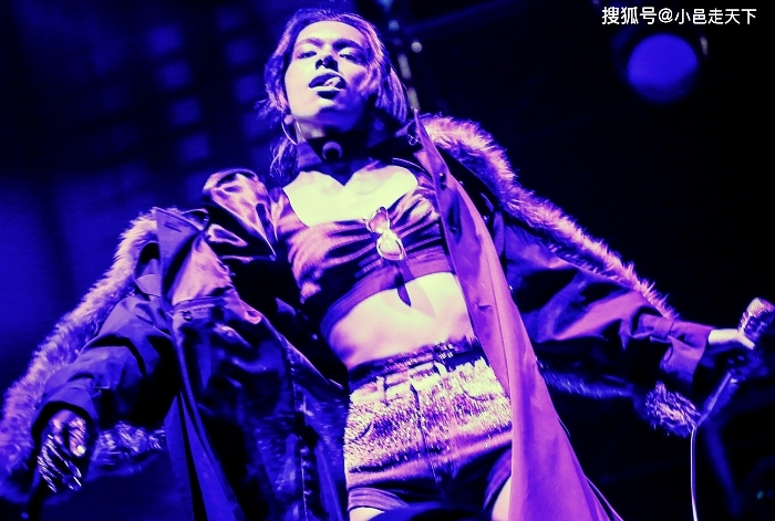 日本乐团女王蜂首次武道馆单独公演圆满落幕
