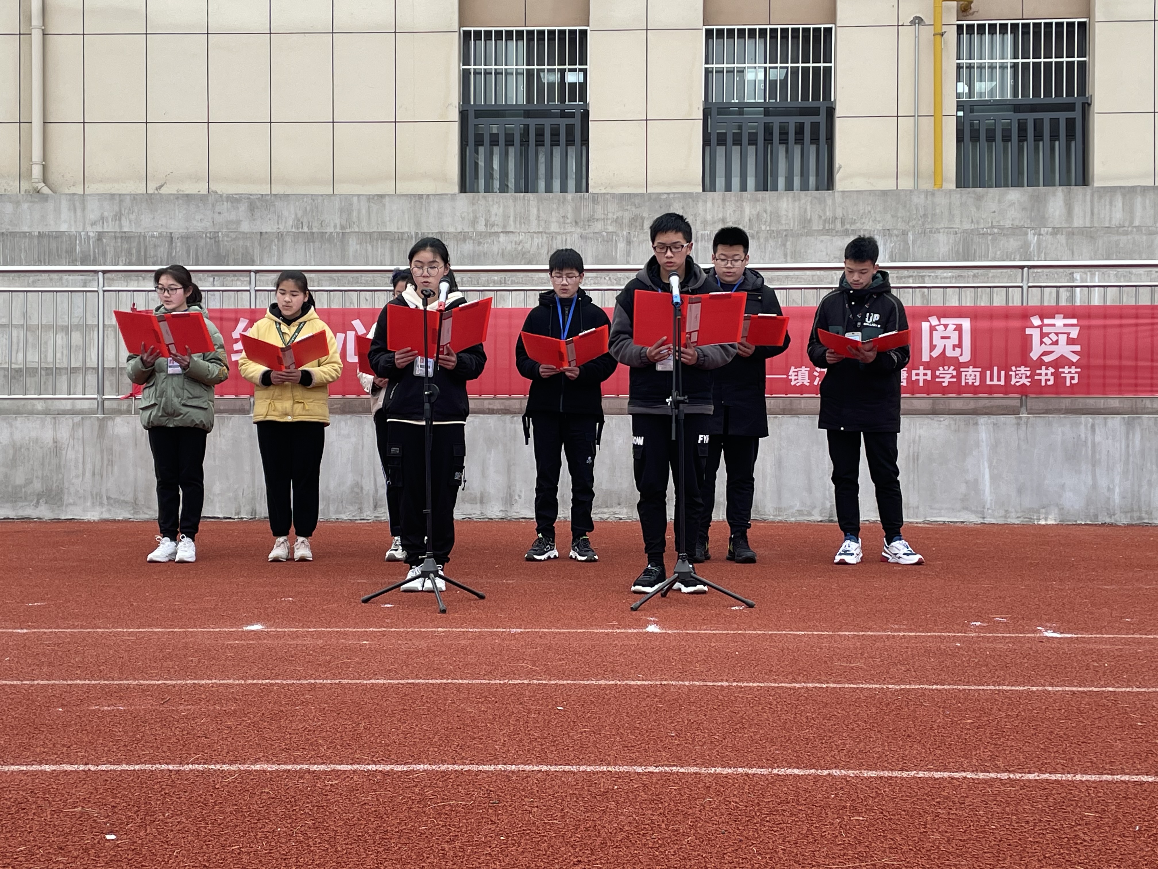 红船载初心 青春担使命 ——镇江市官塘中学自觉少年学习党史教育