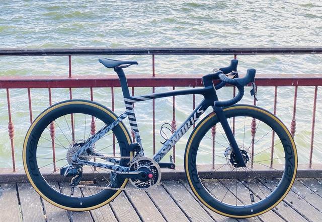 specialized s-works tarmac sl7,搭载全套sram red etap axs,roval轮