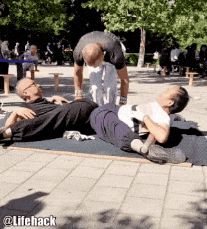 你健身我不反对,但能不能别这么骚