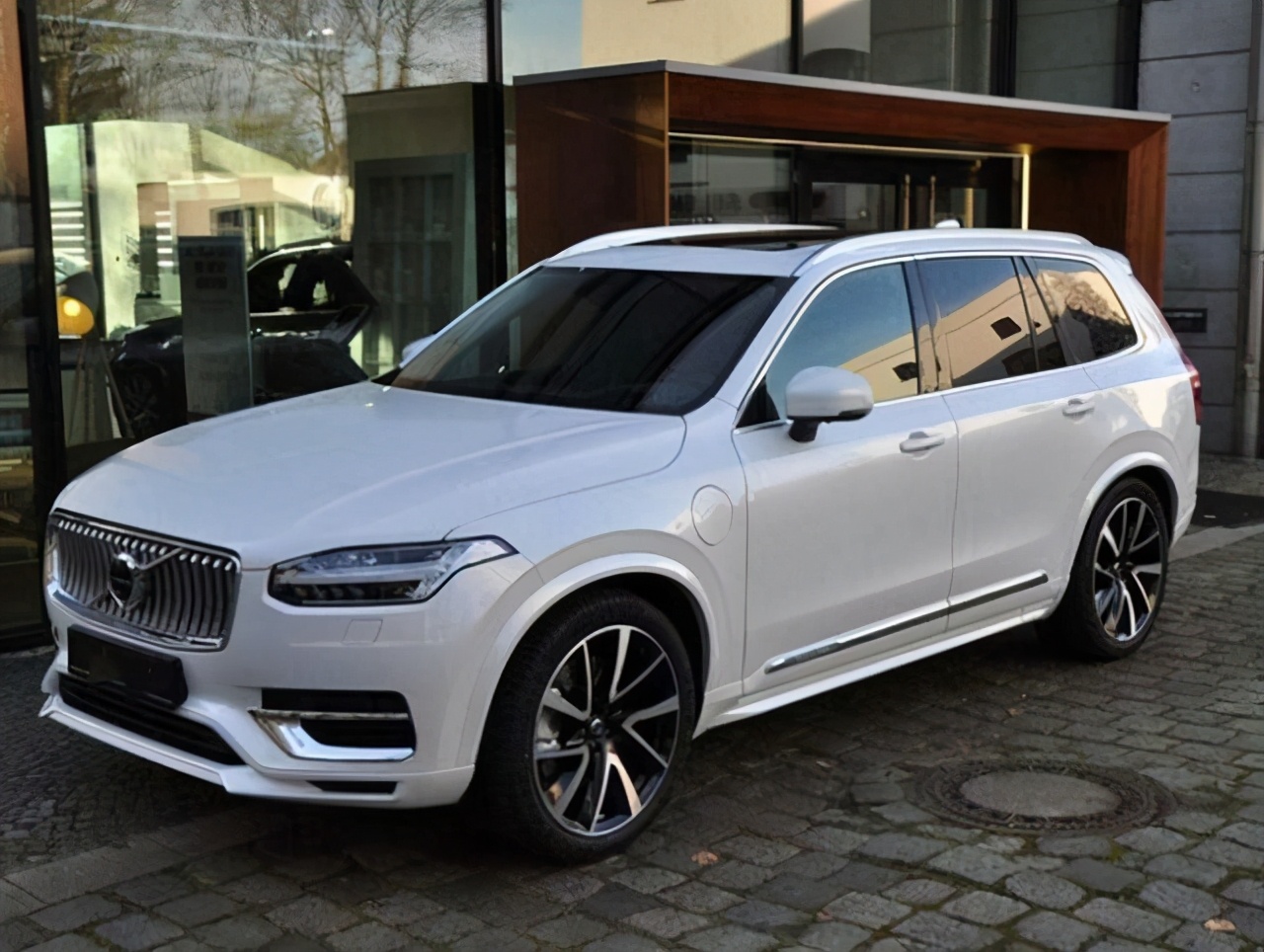 国产xc90或年内上市,能助沃尔沃超越凯迪拉克/雷克萨斯/红旗吗?