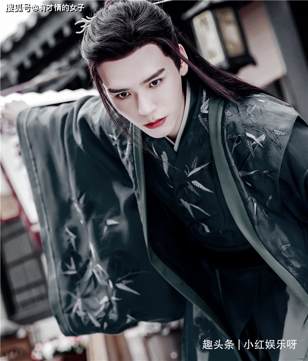 原创龚俊在《山河令》中的6套衣服,白衣仙气,红色惊艳,最帅还是他