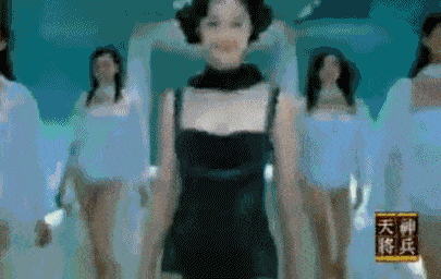 倪虹洁靠内衣广告红了,却遭父母嫌弃,自卑了20年