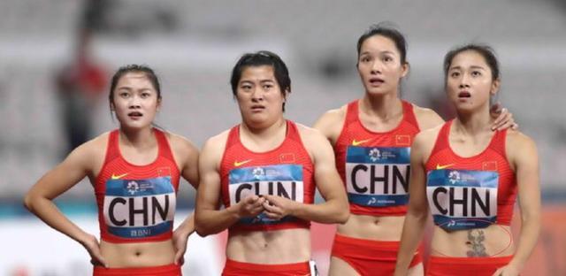 她被誉为中国女飞人,因肚脐旁小鹿走红,如今23岁逆袭成女神