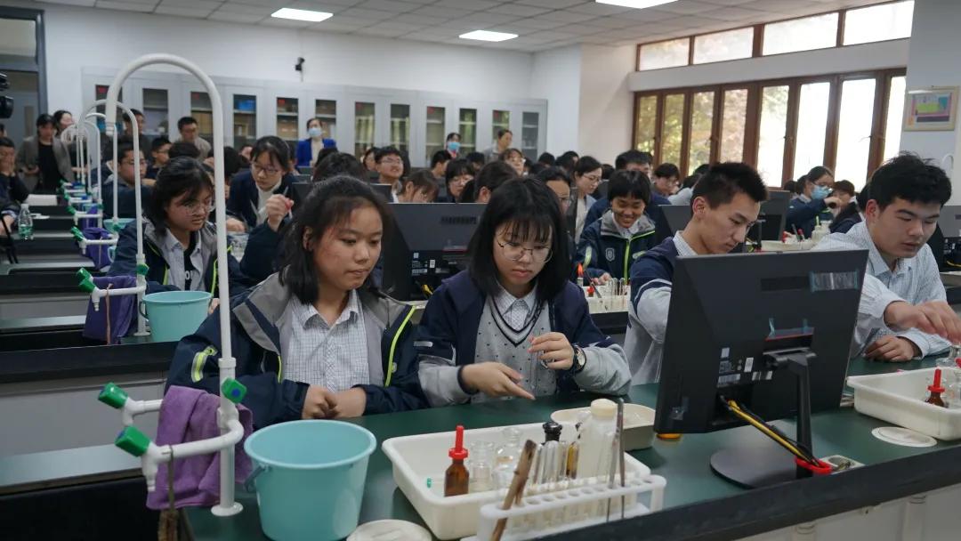 化学试讲教案模板_小学美术试讲教案模板_高校试讲教案模板