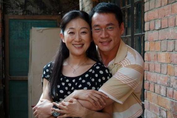 丁海峰:因"武松"一炮而红却和王思懿因戏生情,今成人生赢家