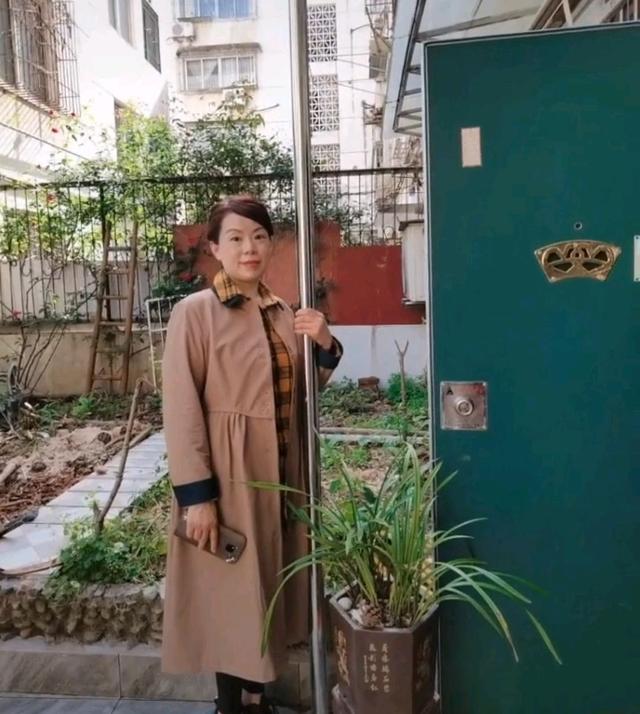 原创五一郭威开车回九江许敏田家两亲家十口人首次聚会场面太温馨