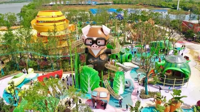 中国首个陪伴式自然亲子乐园襄阳华侨城奇趣童年亲子乐园开园