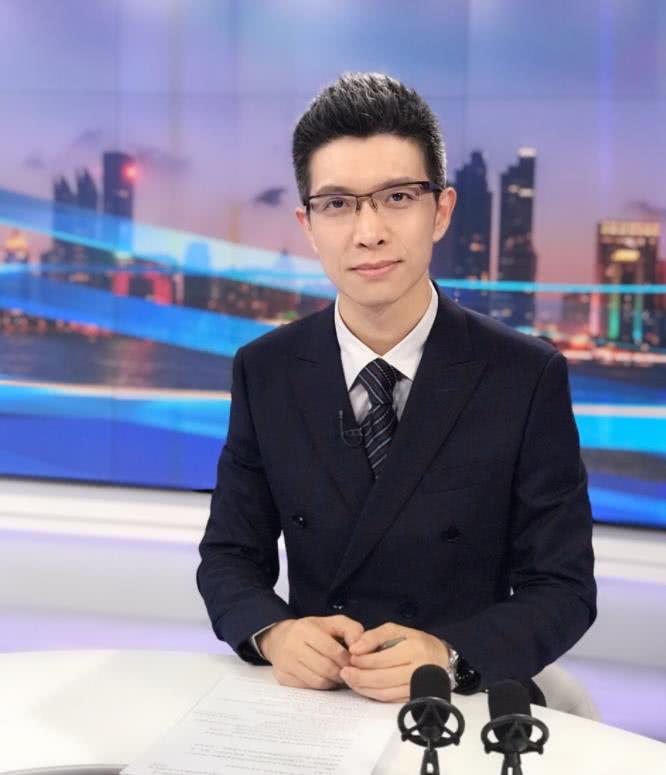 朱广权与李文静再合作!时隔12年搭档主持央视新闻,网友:太配了