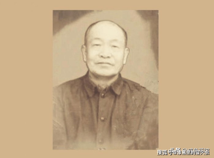 盘点相声史上那些比师父还年长的徒弟_阎笑儒