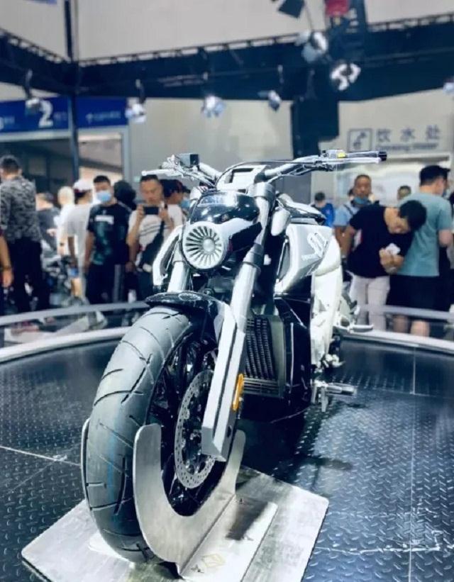 奔达官宣四缸巡航lfc700动态,有望7月西安摩博会上市