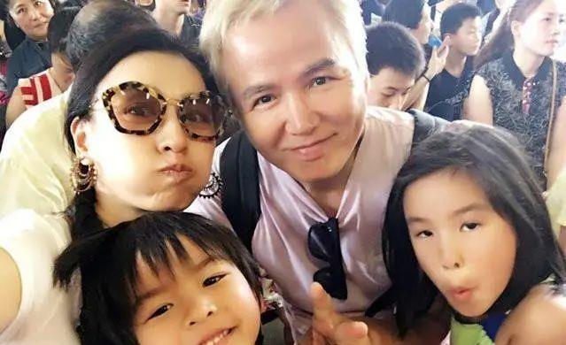 林瑞阳大女儿近照,29岁清纯甜美,与妈妈曾哲贞相依为命