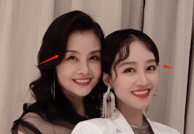 蓝盈莹妈妈气质非凡,却因为女儿不红,无法晋级_雪球