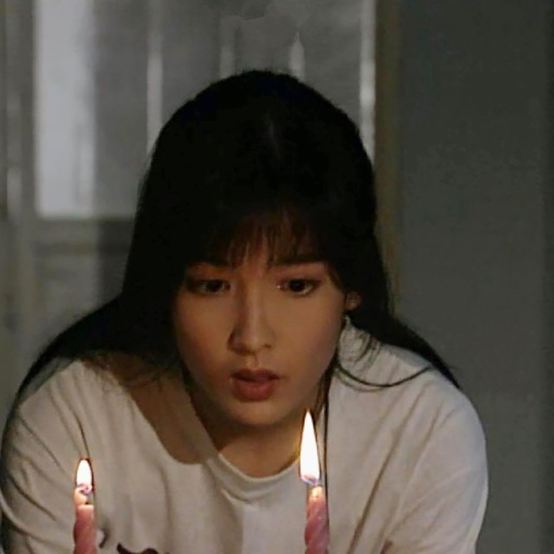 原创53岁周慧敏晒近照如20岁少女模样,6招佛系保养:20 后少晒太阳!