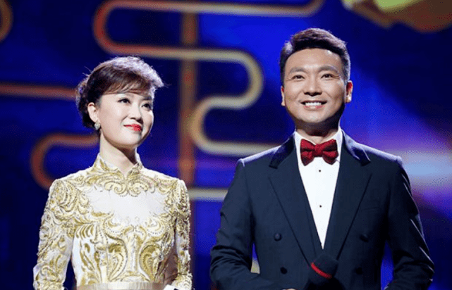 原创央视主持人康辉结婚20年没孩子工作27年买不起房仍租房住