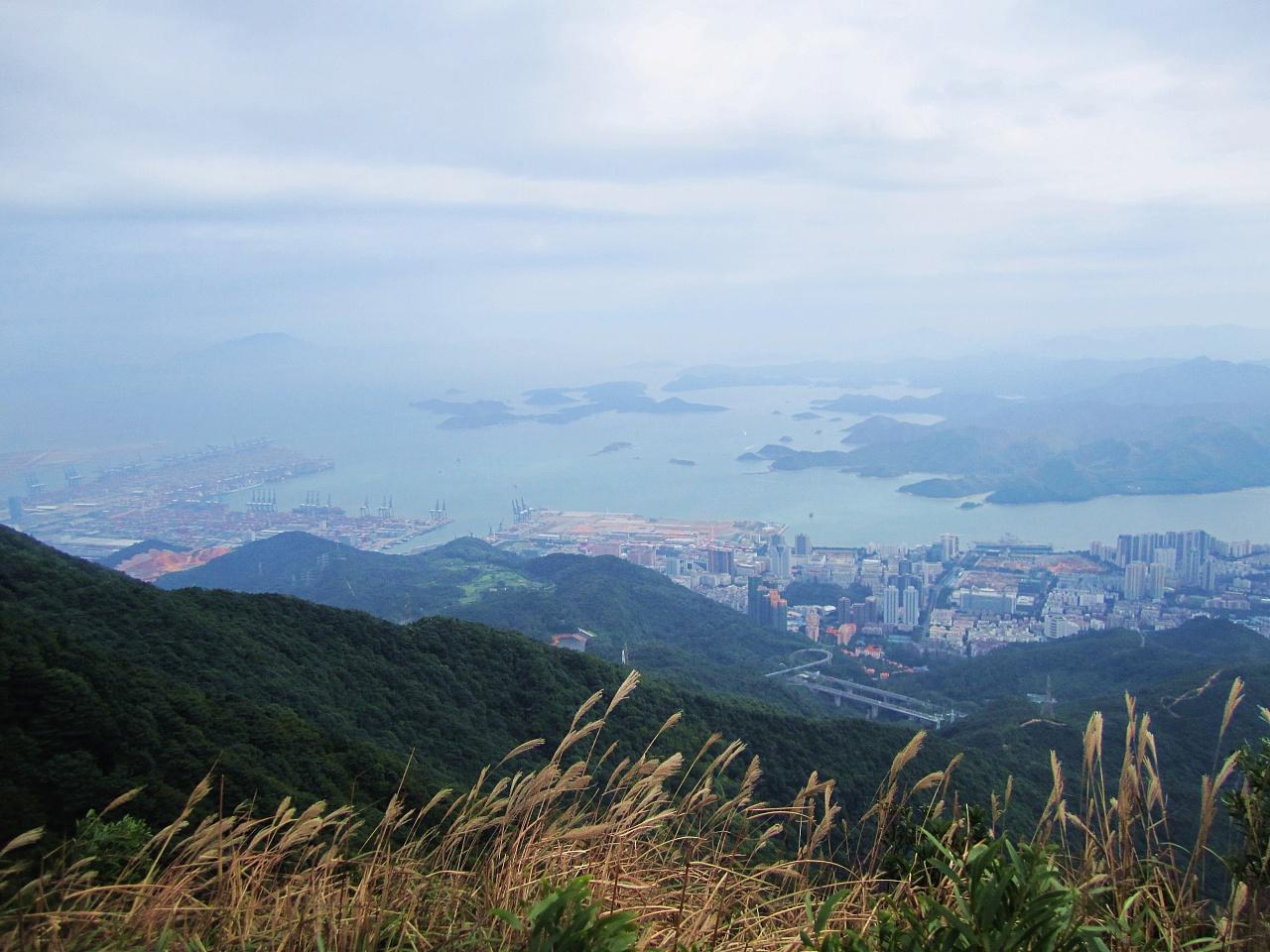 深圳海拔第一高的山,是国家级风景名胜区,邻近市区